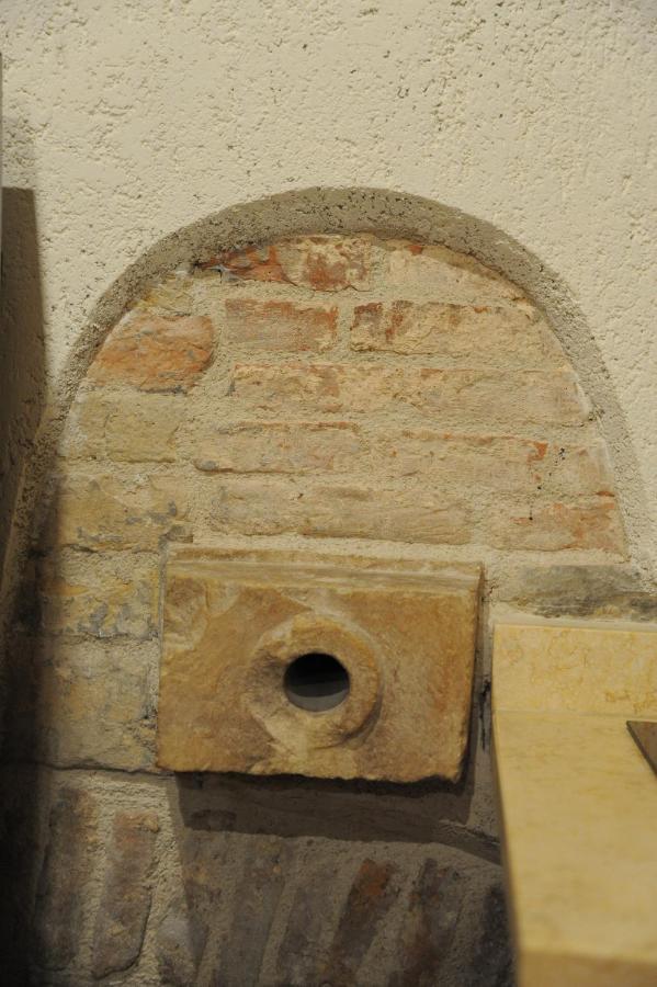 O Rosa Bella Appartamento Via Savelli Della Porta 24 Gubbio Exterior photo