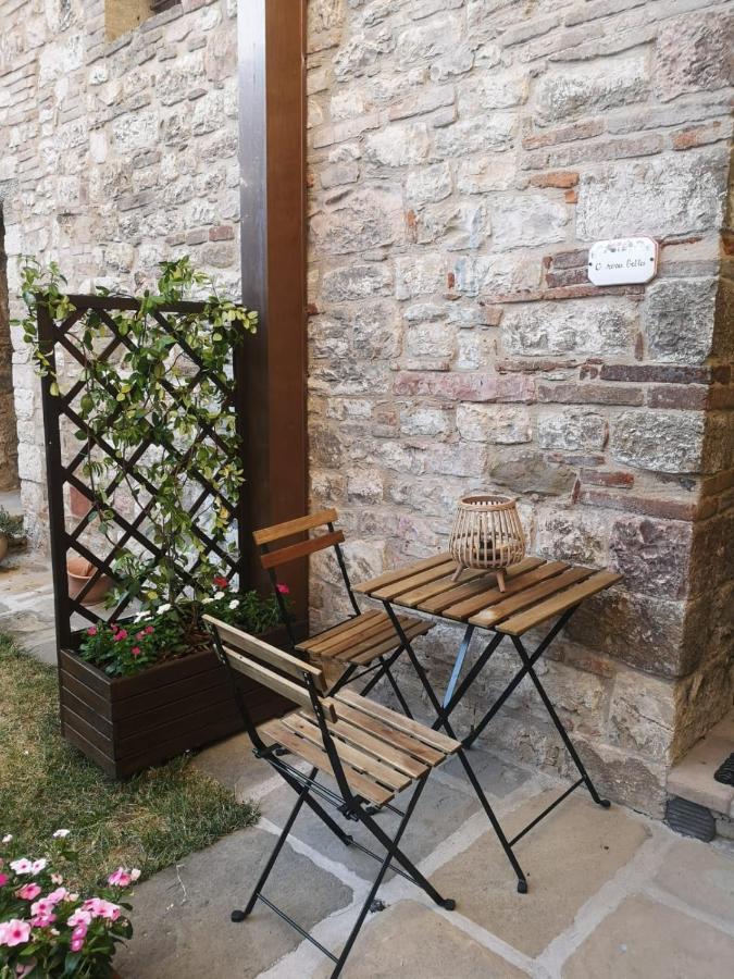 O Rosa Bella Appartamento Via Savelli Della Porta 24 Gubbio Exterior photo